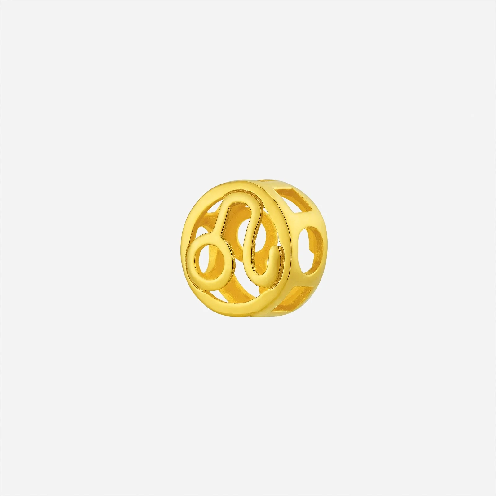 Leo Charm Pendant in Yellow Gold (G22KHOROSCOPELE1972A)