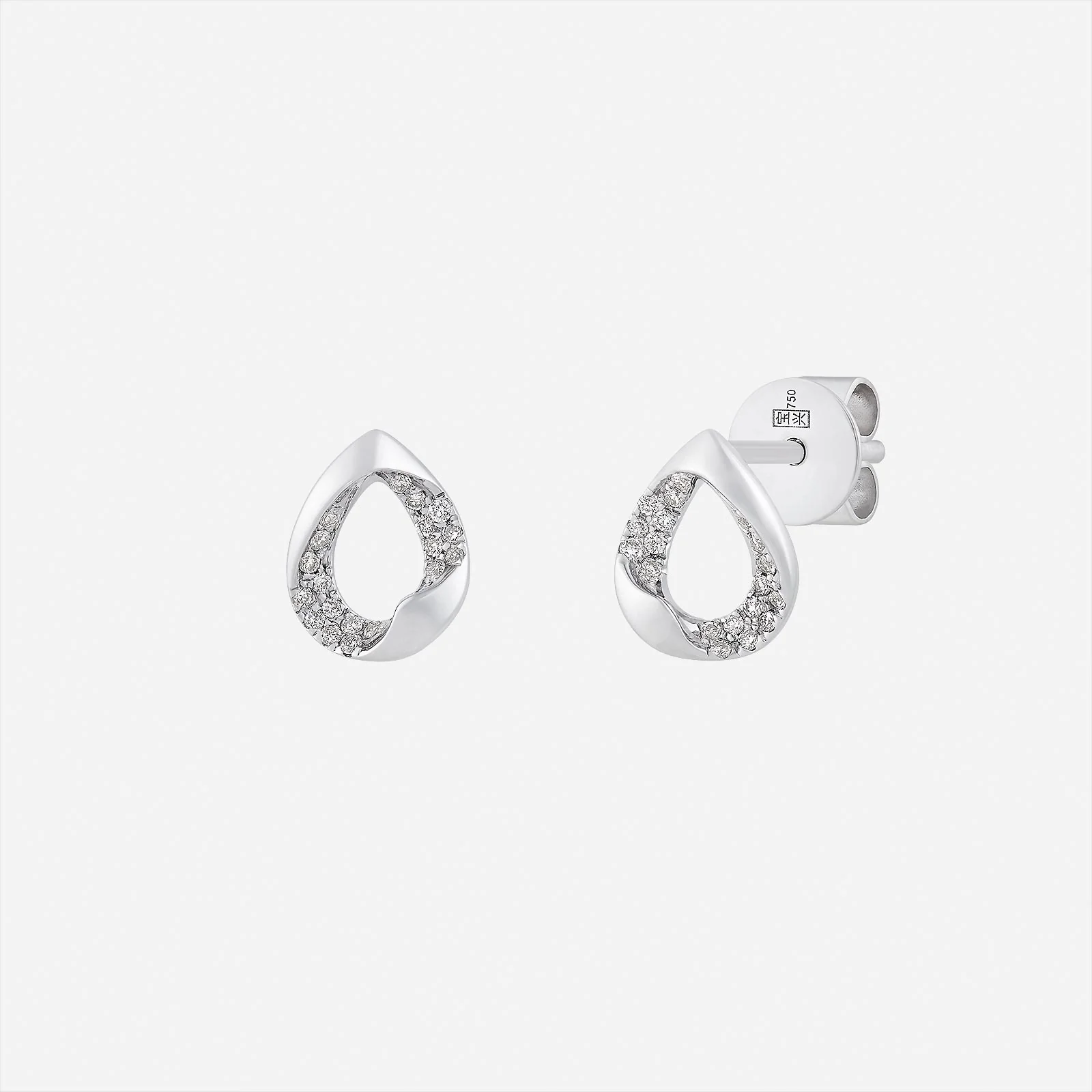 Loop Sparkle Diamond Earrings in White Gold (HDIASTYLE1657A)