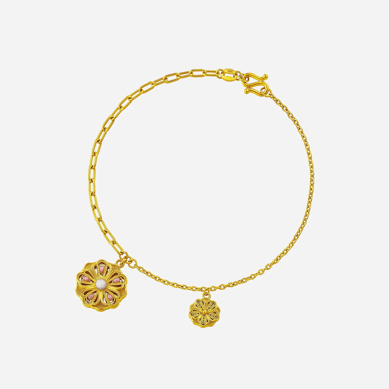 Radiant Blossom Bracelet in Yellow Gold (E999GROUP270V0683A)