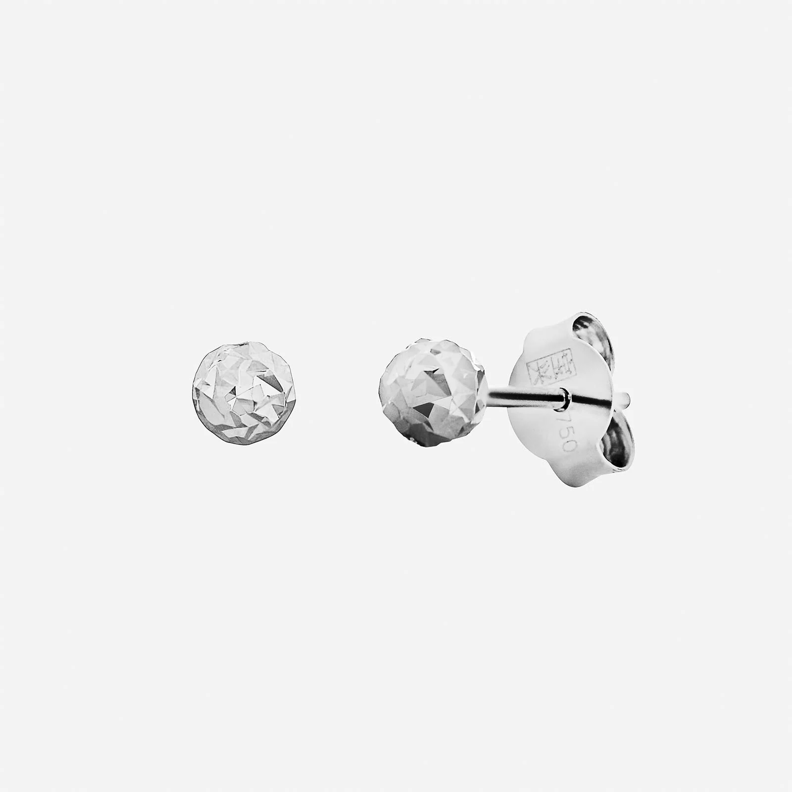Textured Bead Earrings in White Gold (HSTYLE017P0854A)